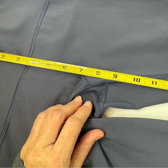 Lululemon Train Times 7/8 Pant *25" Gravity size 4 - Picture 14 of 17